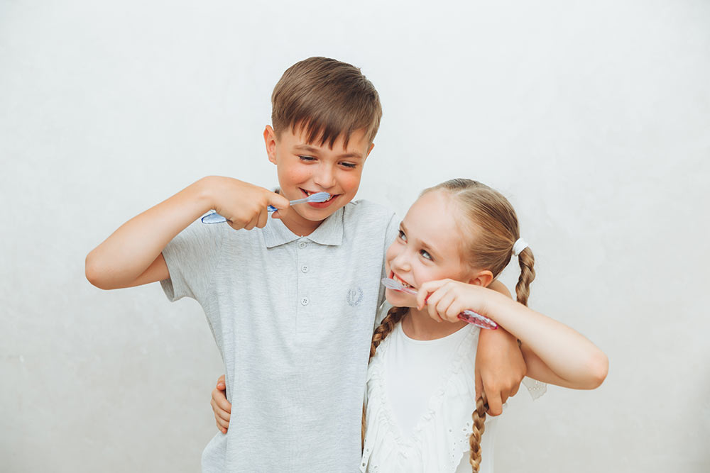 When is the best time for kids to brush their teeth?